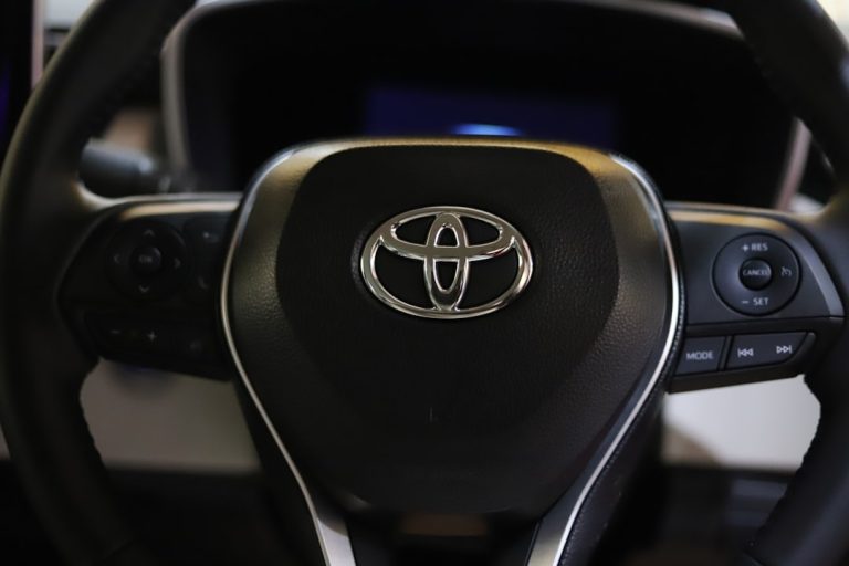 Toyota C-HR EV електричний кросовер 2026 року