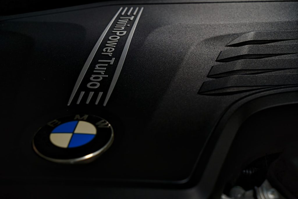 Електричний кросовер BMW iX3 нового покоління